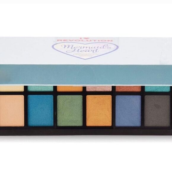 Revolution Beauty Mermaids Heart Eyeshadow Palette - Picture 4 of 9